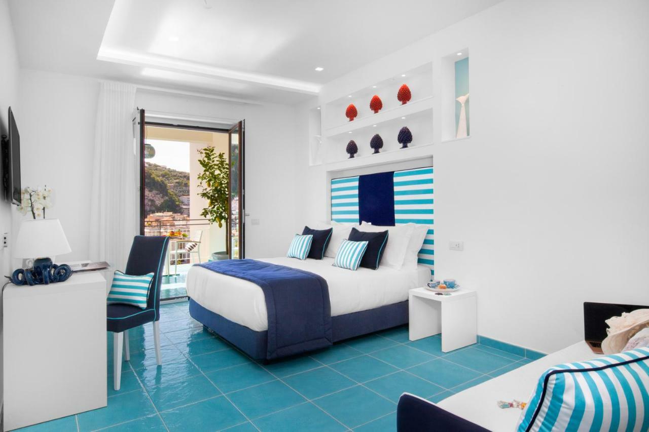 Yourhome - Sersale Suites Sorrento Exterior foto